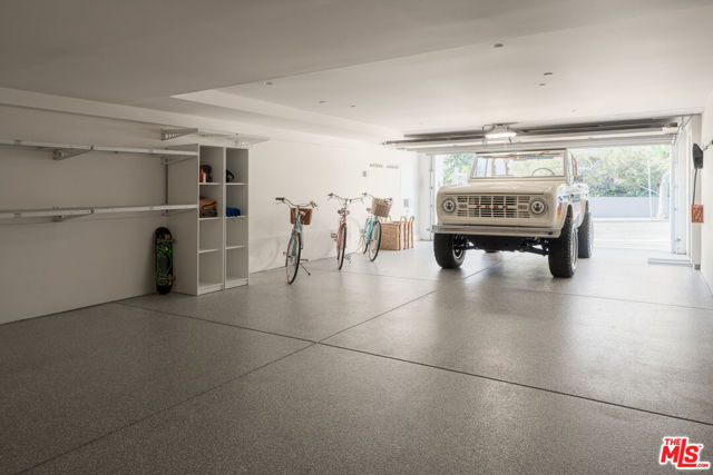 Image 28 of 31 For 120 Hart Avenue