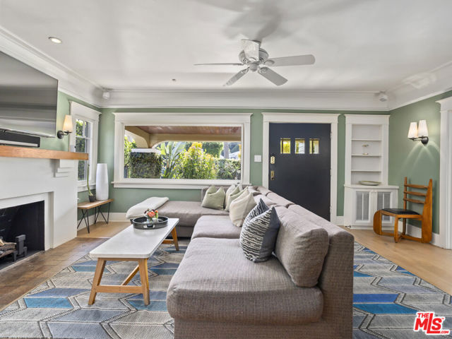 1528 N Curson Avenue, Los Angeles CA: https://media.crmls.org/mediaz/e03789f6-a91e-489c-8eaa-30008696379a.jpg