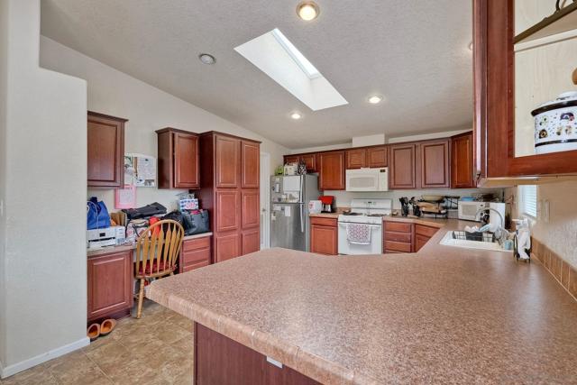 13162 Highway 8 Business, El Cajon CA: https://media.crmls.org/mediaz/e0382722-b8d9-495e-b3ec-93ddbd3ee475.jpg