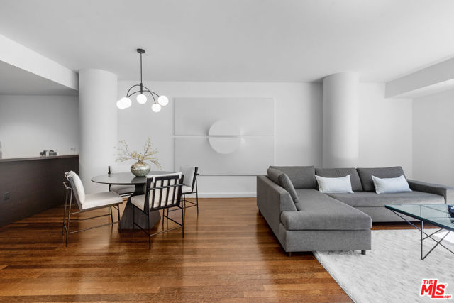 6250 Hollywood Boulevard, Los Angeles CA: https://media.crmls.org/mediaz/e03900c3-0cc3-4fa3-b58b-018721b4d3d4.jpg