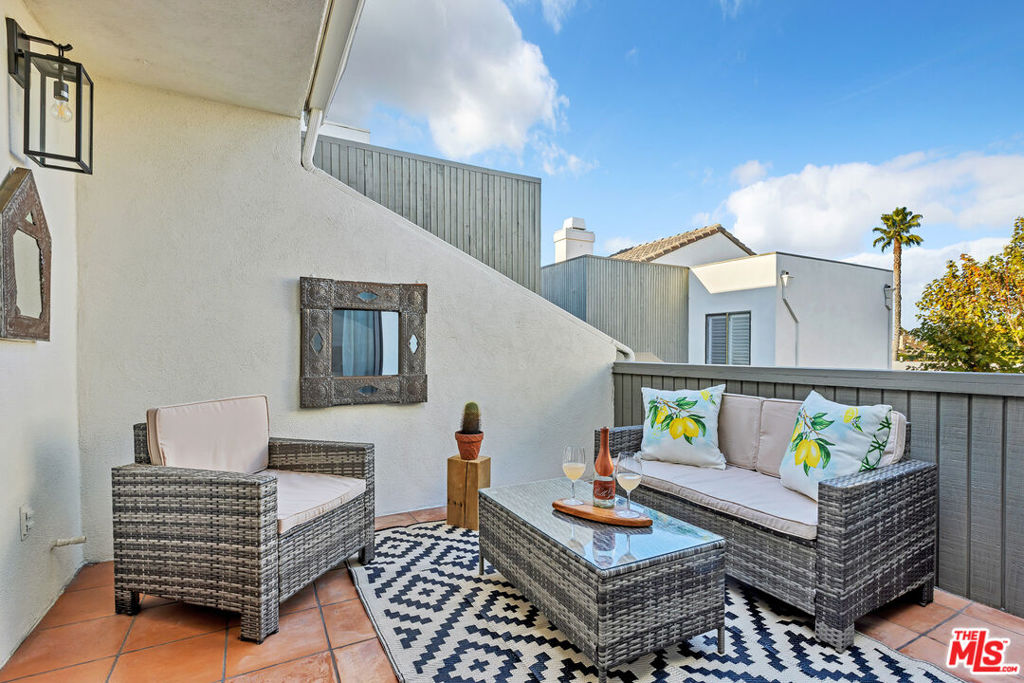 E039270e 8ec8 46e6 8fee 9cbd47631b35