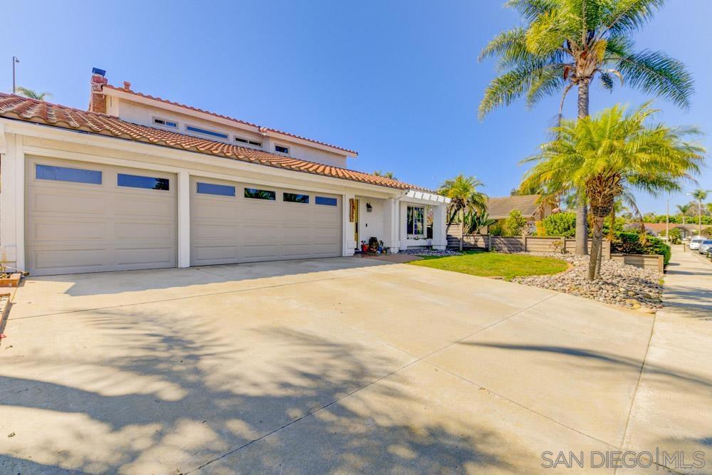 2735 Waterbury Way - photo 3