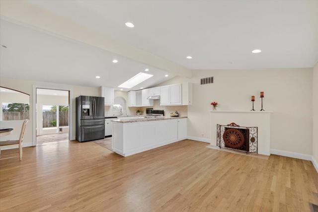 2065 Hacienda Street, Seaside CA: https://media.crmls.org/mediaz/e03c2870-e1b3-473f-949a-0176dbe97699.jpg