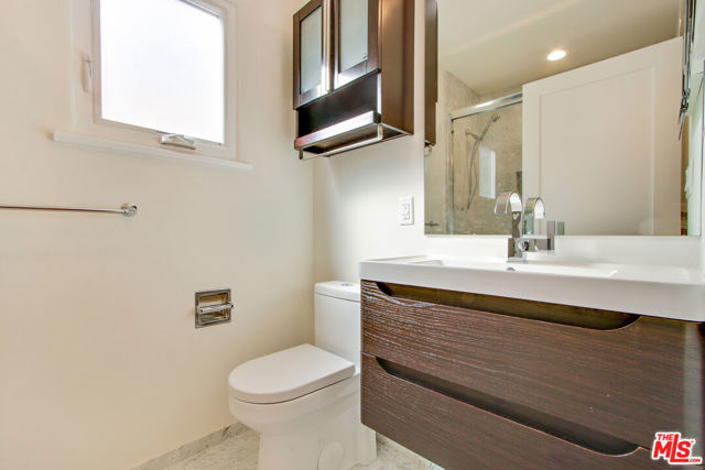 836 Hilldale Avenue, West Hollywood CA: https://media.crmls.org/mediaz/e03c511b-1db6-4d76-abda-89a120f17e52.jpg