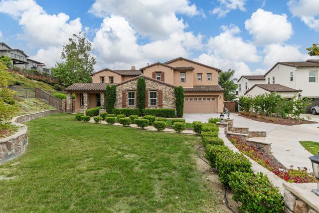 6851 Helenite Place, Carlsbad CA: https://media.crmls.org/mediaz/e03eda61-9867-497b-837b-4eee48dc56f1.jpg