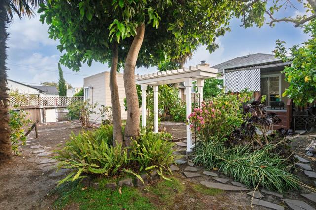 920 Masson Avenue, San Bruno CA: https://media.crmls.org/mediaz/e03edfd7-4921-40d2-afc1-33ac92c53d3b.jpg