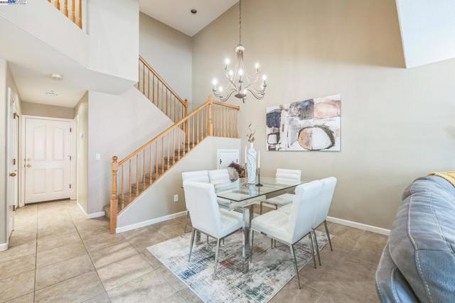 1789 Corte Sueno, Livermore CA: https://media.crmls.org/mediaz/e03f1ad8-d05b-4d21-89b4-b58d7fc484f1.jpg