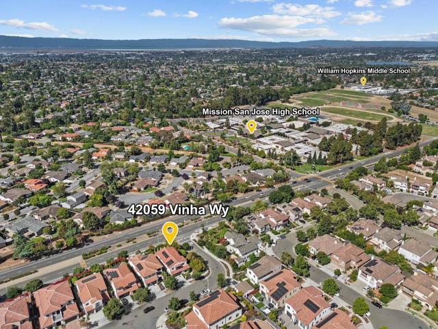 42059 Vinha Way, Fremont CA: https://media.crmls.org/mediaz/e040a06d-6c0b-4fd6-a3b6-be3b0bc4c77a.jpg