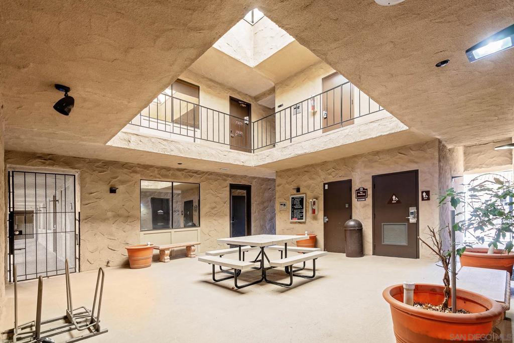 10505 San Diego Mission Rd - photo 14