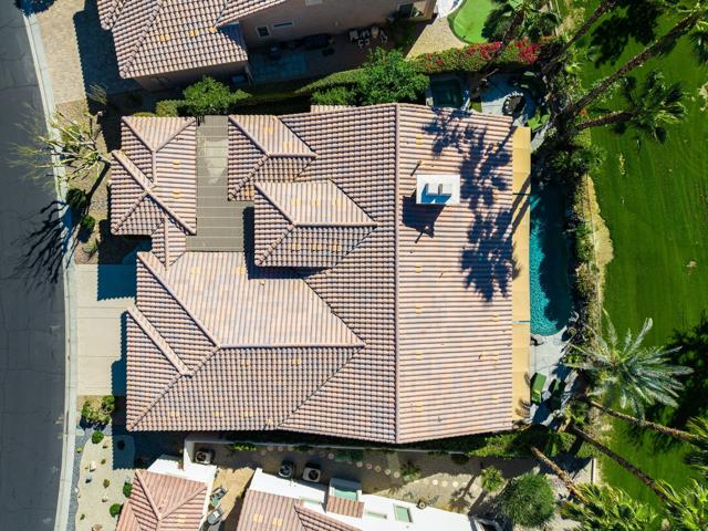 81347 Camino Sevilla, Indio CA: https://media.crmls.org/mediaz/e040d93a-7e0c-49bc-b6ea-07993d7131cf.jpg