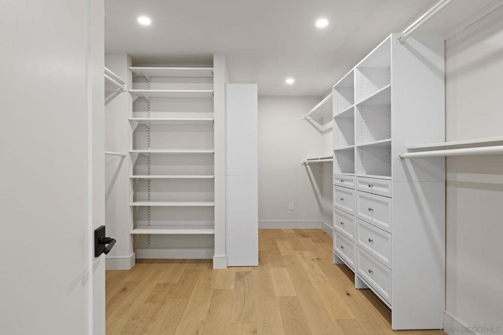 683 Marine View Ave - photo 16
