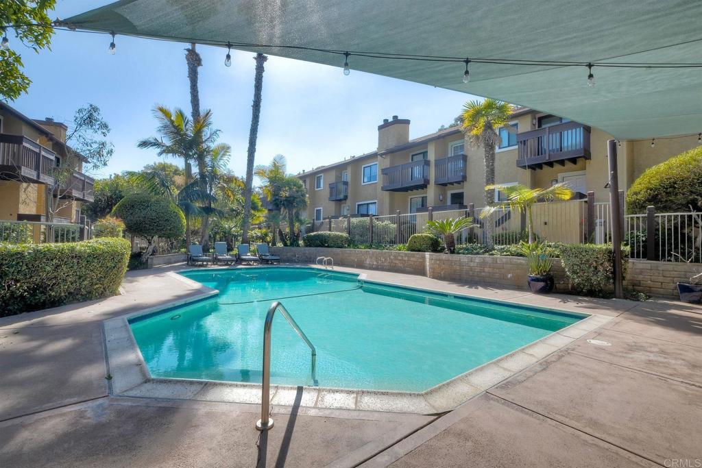 1680 N Coast Highway 101 27