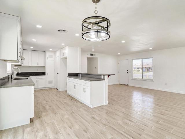 45530 Del Rey Avenue, Indio CA: https://media.crmls.org/mediaz/e0429768-9303-4c57-9c85-1e2f15cbe876.jpg