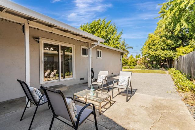 546 Menker Avenue, San Jose CA: https://media.crmls.org/mediaz/e0437eb9-08c3-4717-a8af-f4904e04f70a.jpg