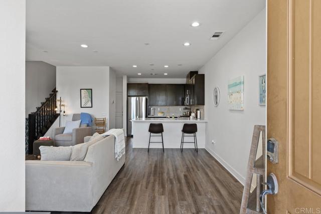 Image 6 of 61 For 3143 Asto Place