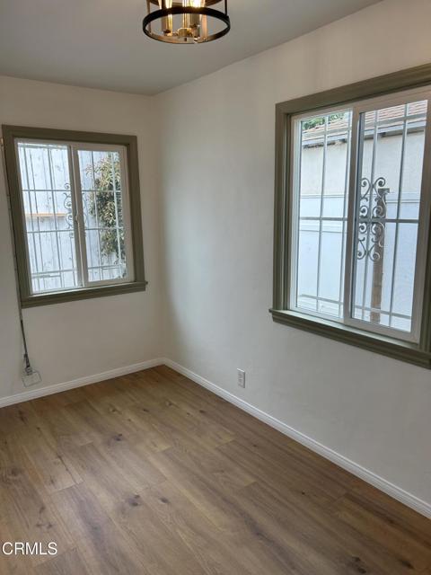 5621 Carlota Boulevard, Los Angeles CA: https://media.crmls.org/mediaz/e0453977-2481-4056-9ef2-3566435d1ed3.jpg