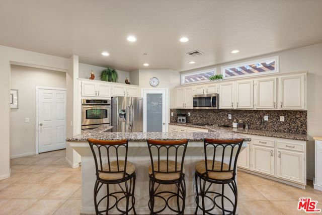 850 Ventana, Palm Springs, CA 92262