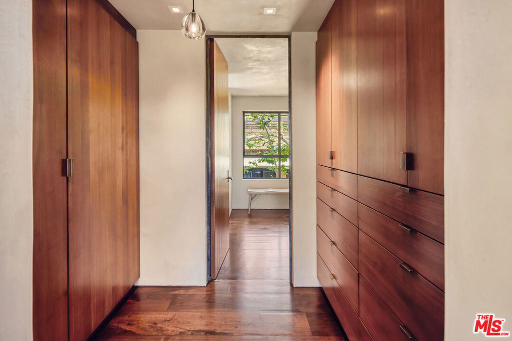 MLS #26865757 image #20