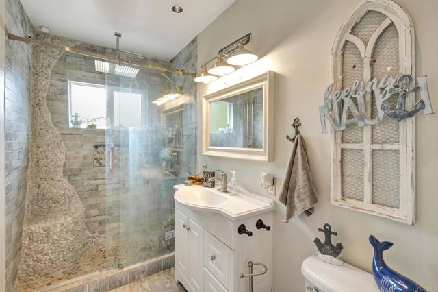 Detail Gallery Image 10 of 21 For 1105 Bostonia, El Cajon,  CA 92021 - 2 Beds | 1 Baths