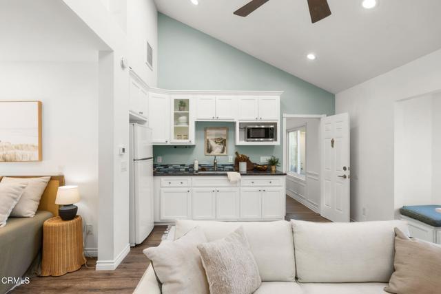 Detail Gallery Image 27 of 70 For 738 Capitan St, Thousand Oaks,  CA 91320 - 6 Beds | 4 Baths