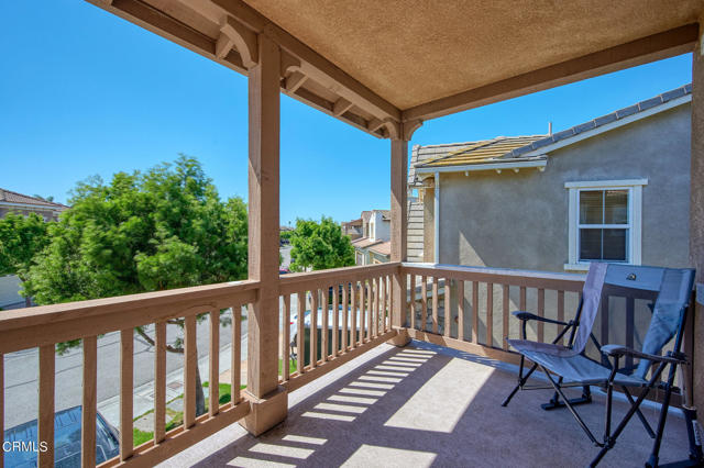 Balcony off bedroom