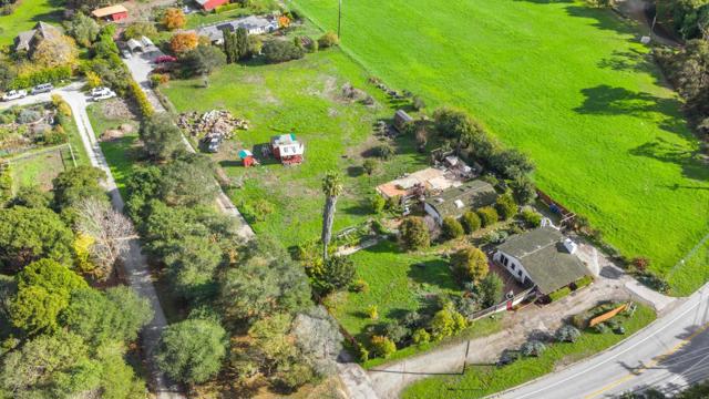 2301 Soquel San Jose Road, Soquel CA: https://media.crmls.org/mediaz/e048e77a-aded-4fd3-9567-14530b9d65f1.jpg