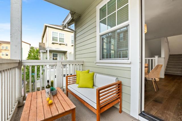 111 Orbit Way, Mountain View CA: https://media.crmls.org/mediaz/e048efe0-2f50-4147-b084-6a7cc7abf970.jpg