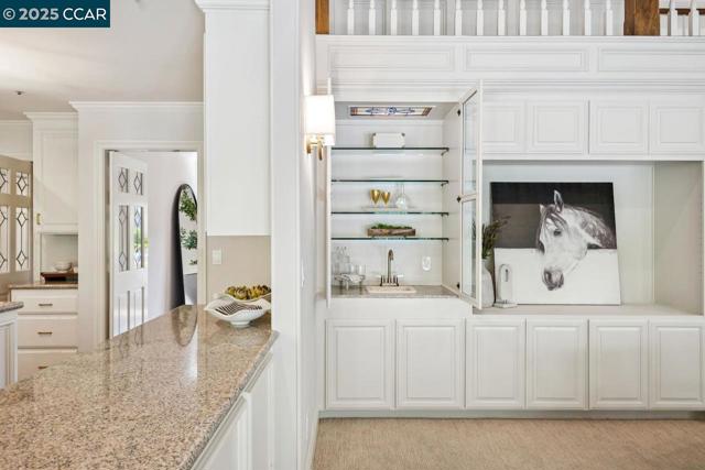 29 Brandt Dr, Moraga CA: https://media.crmls.org/mediaz/e0497235-911d-40fa-918d-dff552dc2b7a.jpg