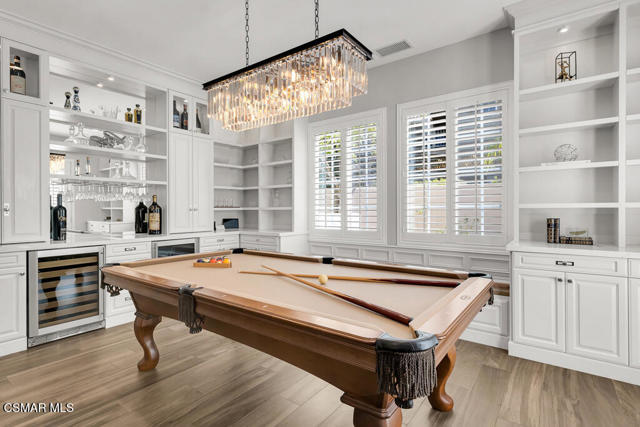 5715 Calais Court, Calabasas CA: https://media.crmls.org/mediaz/e04a59f5-03c5-4f56-965e-7a85224188e1.jpg