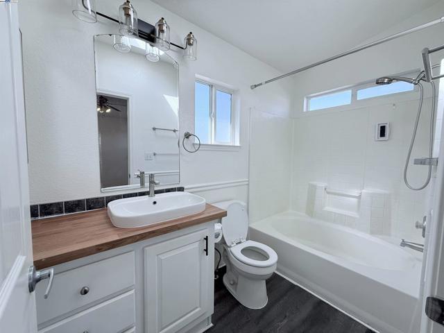 6130 Monterey Rd, San Jose CA: https://media.crmls.org/mediaz/e04aeba1-925a-4873-ae18-840de7e9a4dc.jpg