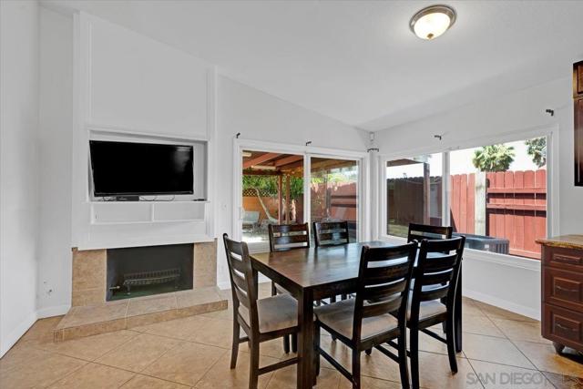 1468 Leaf Ter, San Diego CA: https://media.crmls.org/mediaz/e04b078b-fb04-4e4a-ada9-6933f4aedef1.jpg