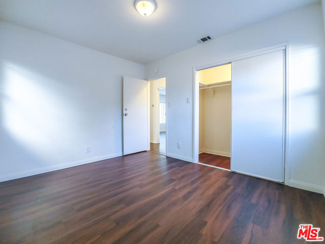 Guest bedroom 1
