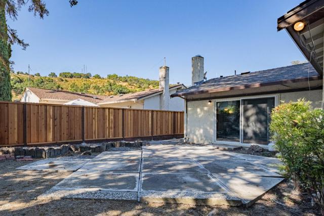 6256 Hokett Way, San Jose CA: https://media.crmls.org/mediaz/e04c80f3-38f5-4ba7-9e79-309a2d6f90a4.jpg
