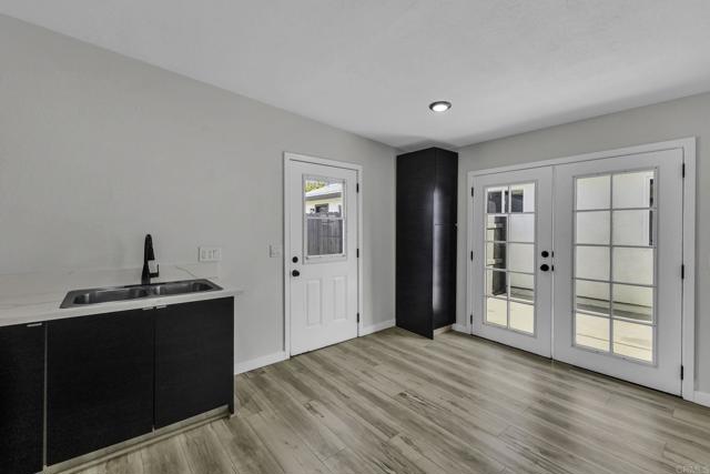 Detail Gallery Image 5 of 14 For 2029 E Ave, National City,  CA 91950 - 2 Beds | 1 Baths