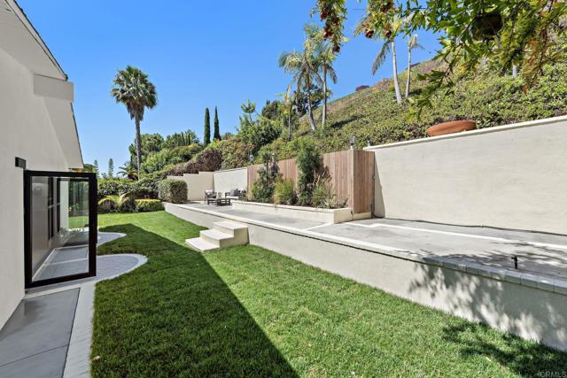 Detail Gallery Image 22 of 26 For 24235 via Aquara Ave, Laguna Niguel,  CA 92677 - 5 Beds | 3 Baths