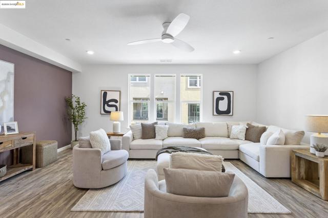 7129 Calistoga Ln, Dublin CA: https://media.crmls.org/mediaz/e04ed091-f5b3-4ce5-b84b-d37f2f10f837.jpg