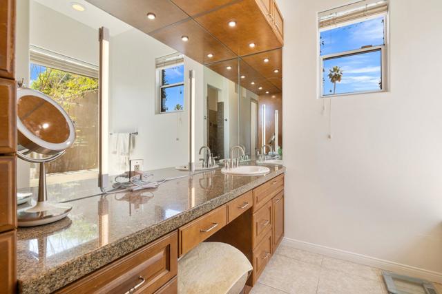 44476 Hazel Canyon Lane, Palm Desert CA: https://media.crmls.org/mediaz/e04f69ed-6178-4b9e-a095-cdd5b0e0e30e.jpg