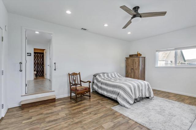 1204 Shore Road, Hollister CA: https://media.crmls.org/mediaz/e04fd256-0330-4e9a-a8f6-b6715ce4ba50.jpg