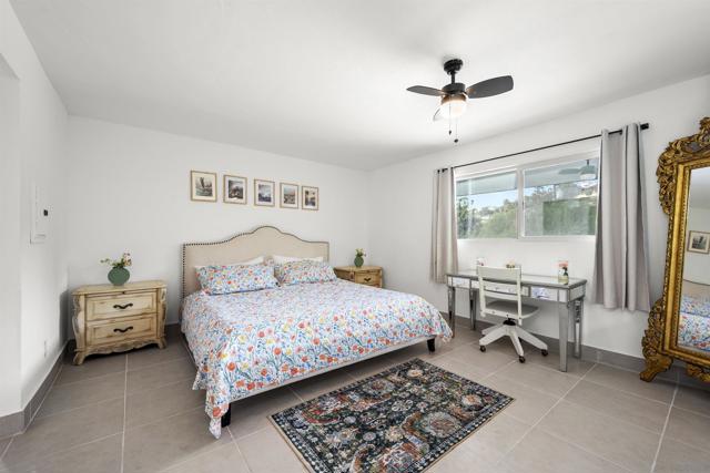 9430 Tropico Dr, La Mesa CA: https://media.crmls.org/mediaz/e04ff504-1824-4ecf-9242-8fa3b3ef9215.jpg