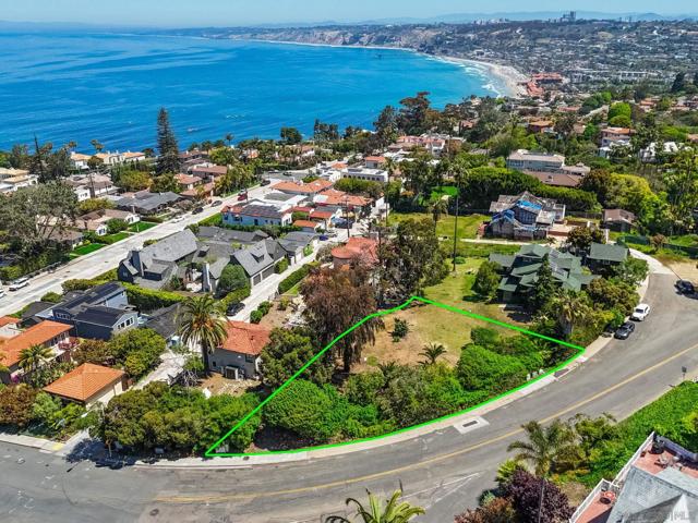1428 Soledad Ave, La Jolla CA: https://media.crmls.org/mediaz/e05036ce-9ac2-430b-8699-8d52416d8612.jpg