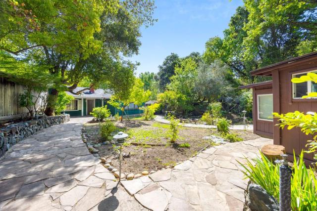 120 Miramontes Road, Woodside CA: https://media.crmls.org/mediaz/e0507211-4f9d-4c0e-bcda-450544a1ca82.jpg