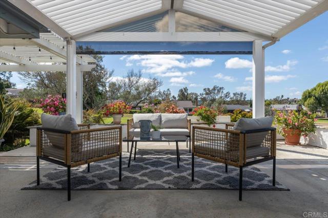 1054 La Sombra Drive, San Marcos CA: https://media.crmls.org/mediaz/e05084e8-2695-4e67-b3dc-8370e98ba6e4.jpg