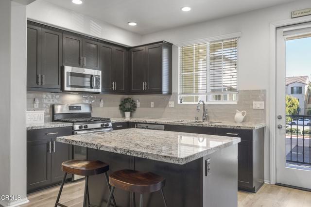 577 Pioneer Street, Camarillo, CA, 93010 577 Pioneer Street, Camarillo, CA, 93010