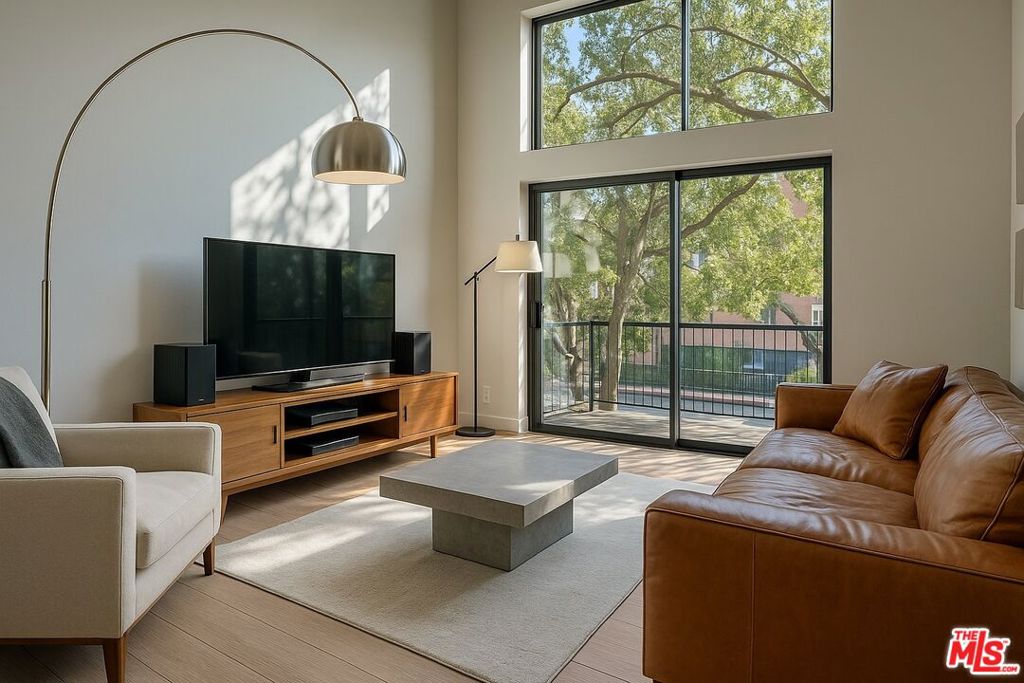 980 Granville Avenue #3