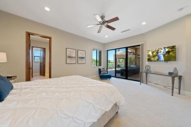81080 Shinnecock, La Quinta CA: https://media.crmls.org/mediaz/e050fcd9-b6a5-45b4-8bf3-809c68d7bb3b.jpg