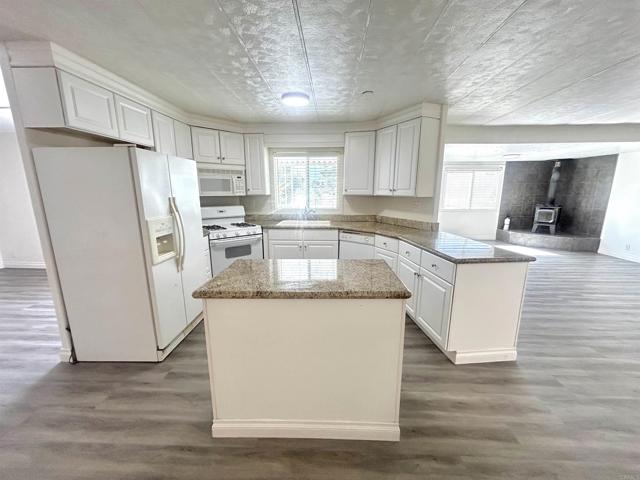 Detail Gallery Image 17 of 20 For 35109 Highway 79, Warner Springs,  CA 92086 - 2 Beds | 2 Baths