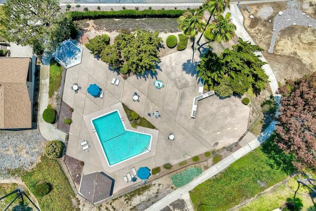 61 Via Larga Vista, Bonsall CA: https://media.crmls.org/mediaz/e0518108-7aab-43f5-b926-fafbe9324c57.jpg