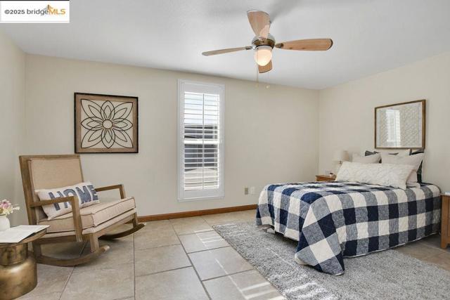 4985 Bixler Road, Byron CA: https://media.crmls.org/mediaz/e053031a-2fa5-4b1d-a17f-71e3feb58c32.jpg