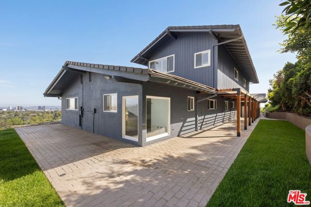 5 Bed Home for Sale in Pacific Palisades, California