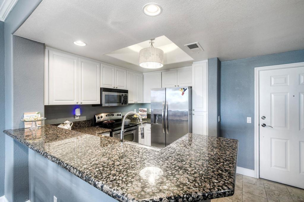 9253 Regents Rd. - photo 5